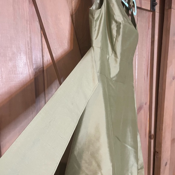 Ann Taylor 100% Silk Sage Green Cocktail Dress Size 4 Bridesmaid Prom - Picture 5 of 9